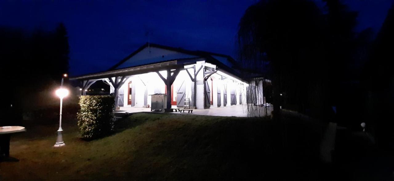Le Clos De Mon Pere Le Pont-de-Beauvoisin 外观 照片